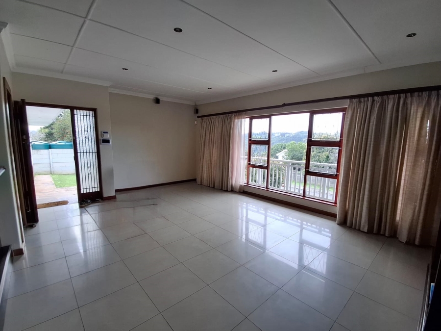 4 Bedroom Property for Sale in Nahoon Valley Park Eastern Cape